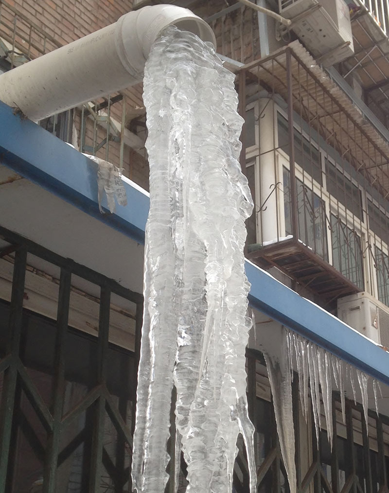 天津の氷柱